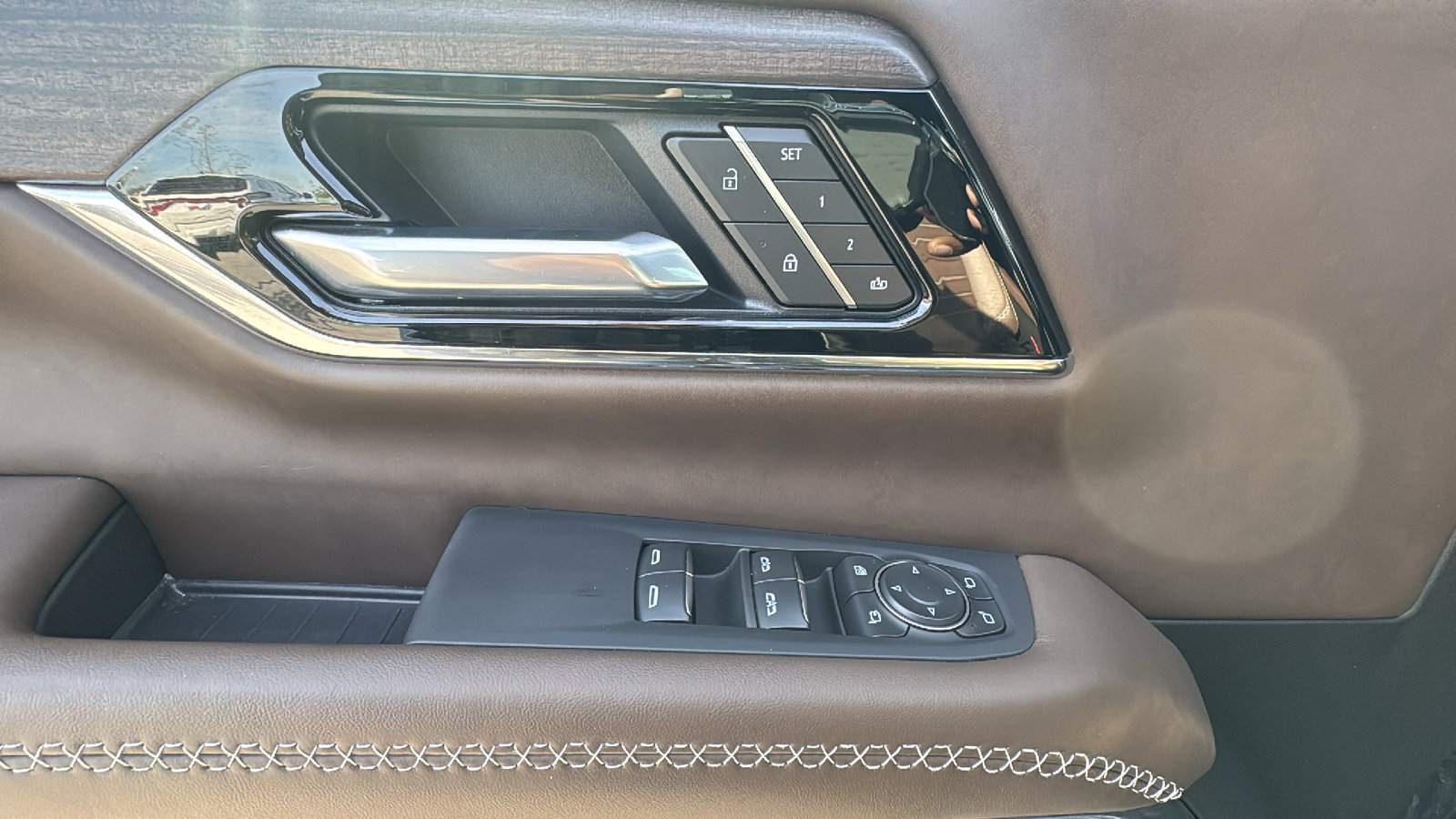 Used 2026 GMC Yukon XL Denali Ultimate image 13