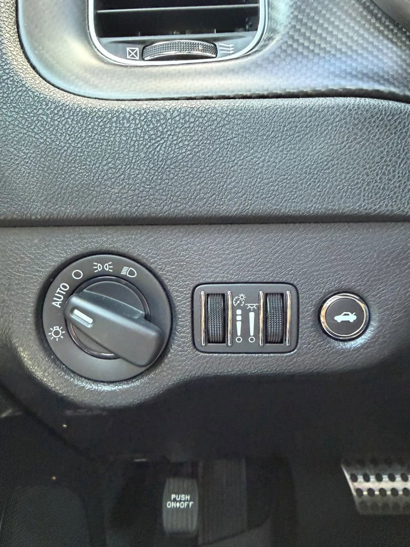 Used 2020 Dodge Charger Scat Pack image 25