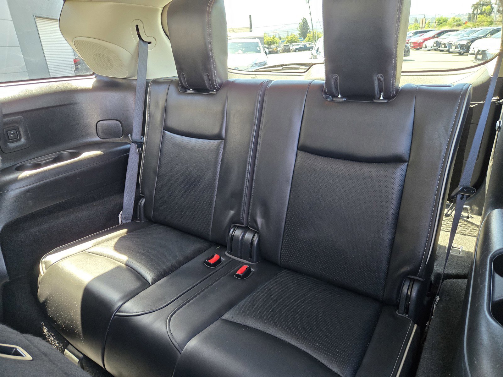 Used 2018 INFINITI QX60 AWD w/ Premium Plus Package image 12