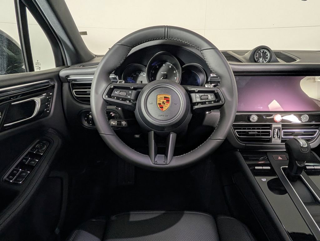 New 2026 Porsche Macan image 21
