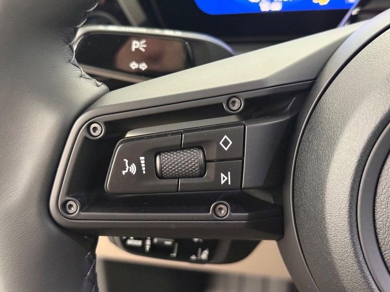 New 2026 Porsche Macan 4 Electric AWD/4WD image 19