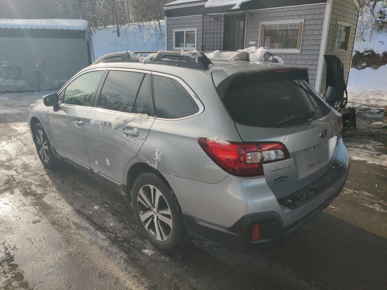 Used 2019 Subaru Outback 2.5i Limited image 4