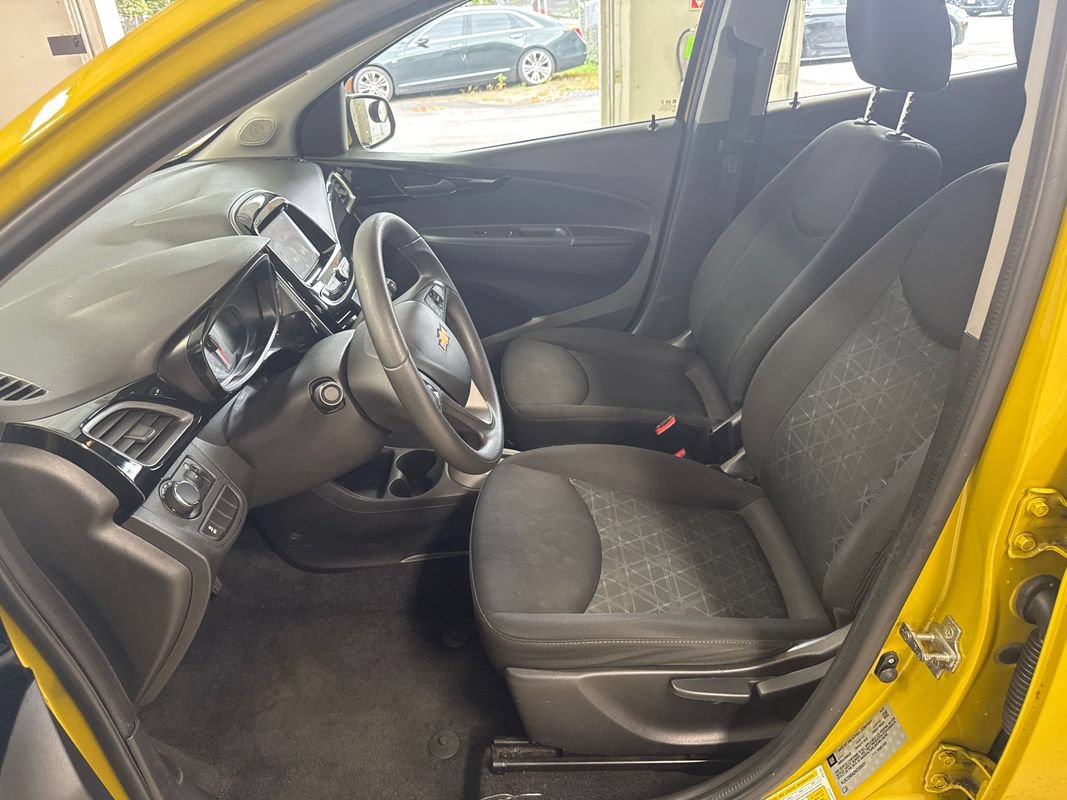 Used 2022 Chevrolet Spark LT FWD image 25