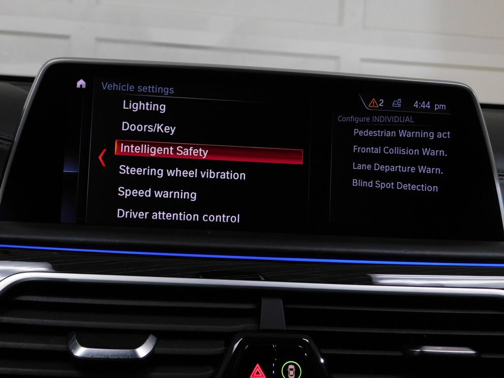 Used 2019 BMW 750i xDrive AWD/4WD image 48