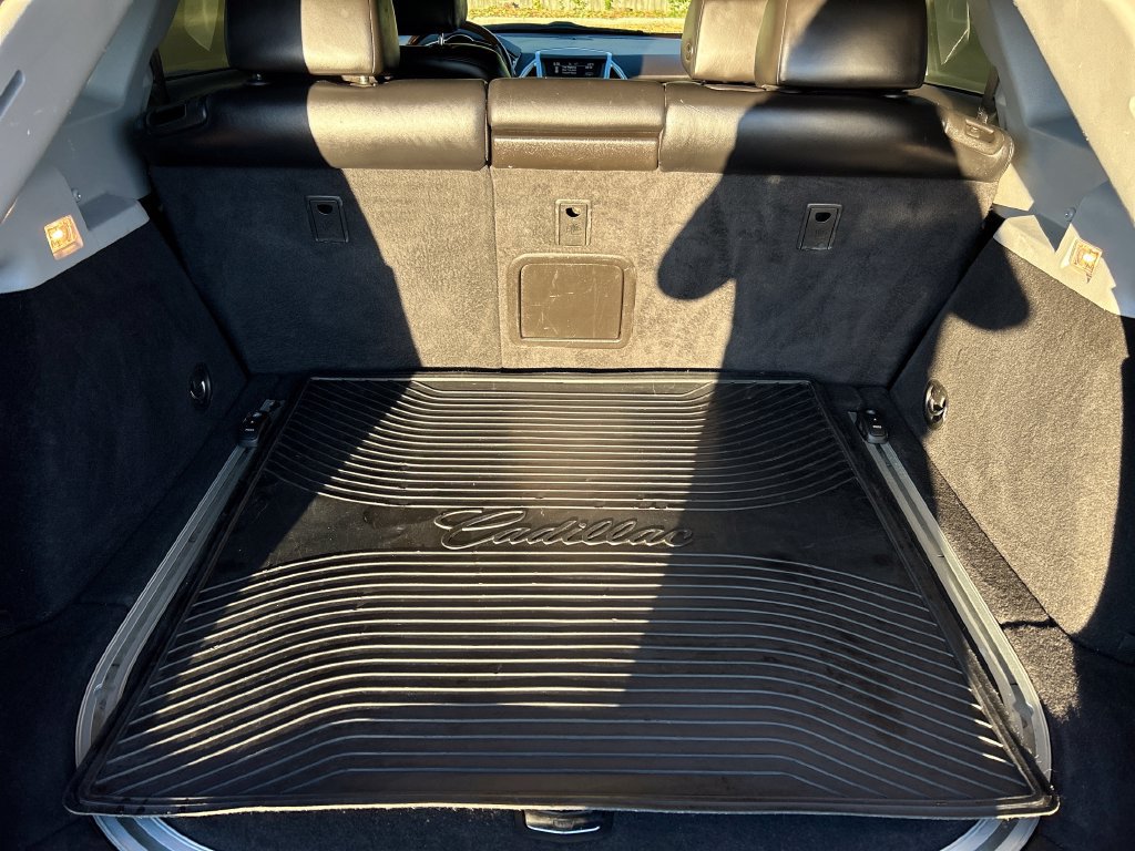 Used 2011 Cadillac SRX Luxury FWD image 13