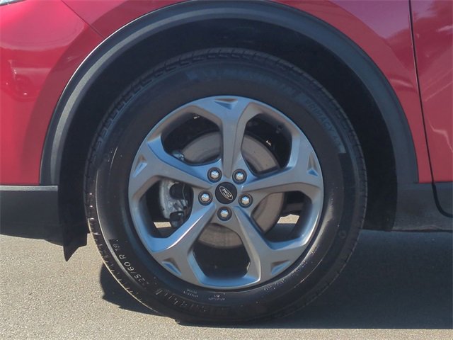 Used 2025 Ford Escape ST-Line w/ Equipment Group 301A image 17