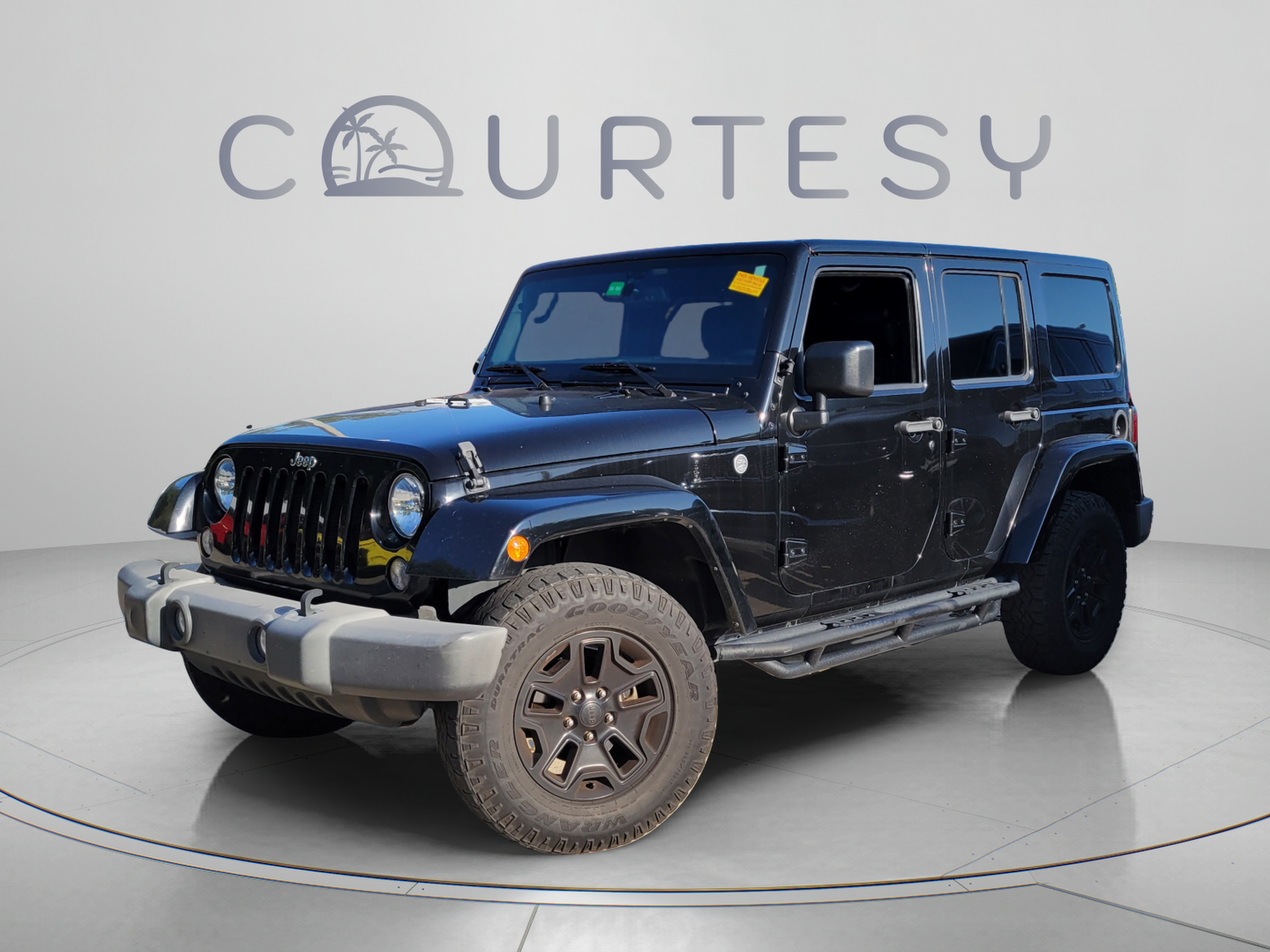 Used 2016 Jeep Wrangler Unlimited Rubicon w/ Connectivity Group AWD/4WD image 1