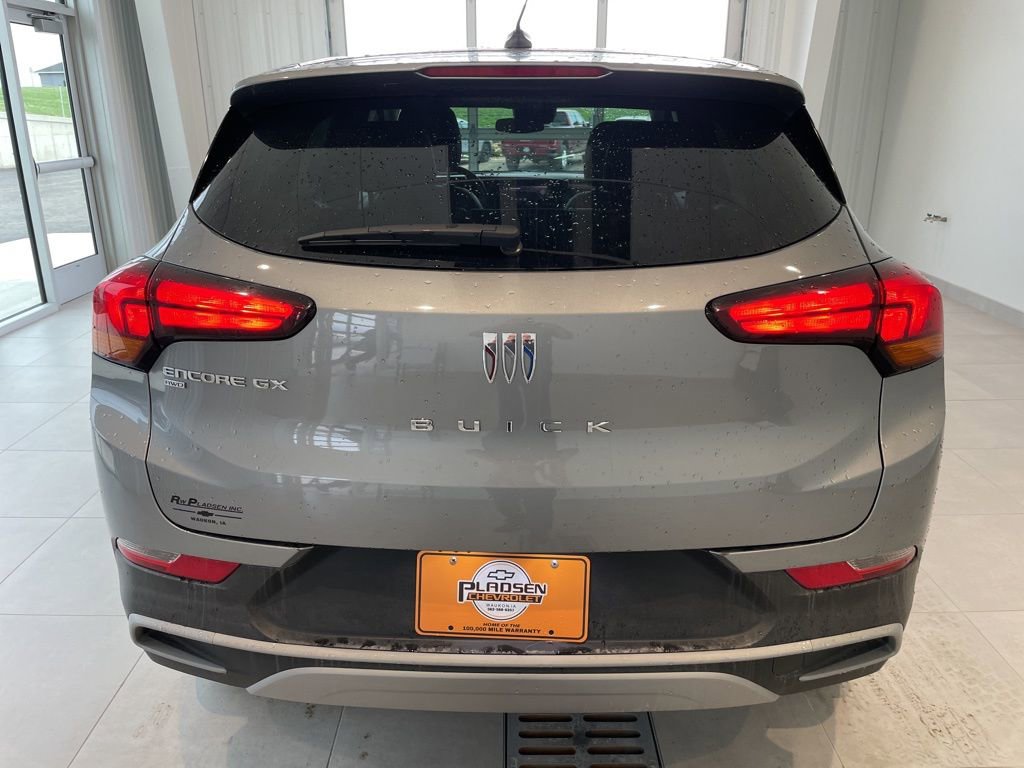 Used 2025 Buick Encore GX Preferred AWD/4WD image 3
