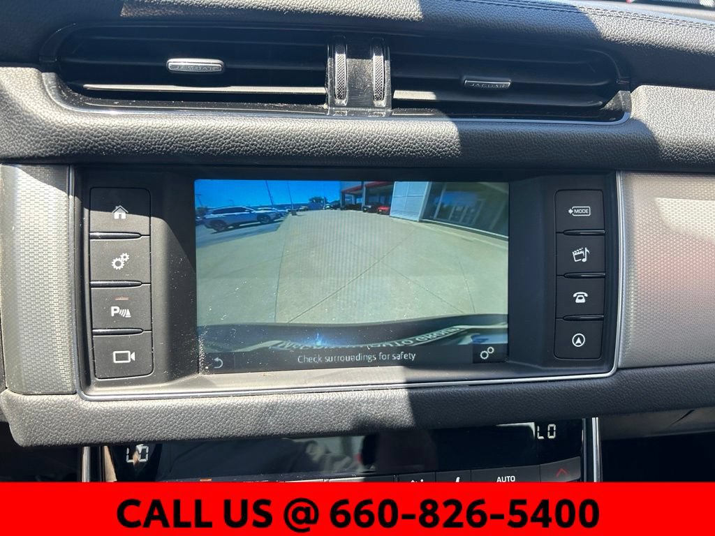 Used 2017 Jaguar XF Premium AWD/4WD image 16