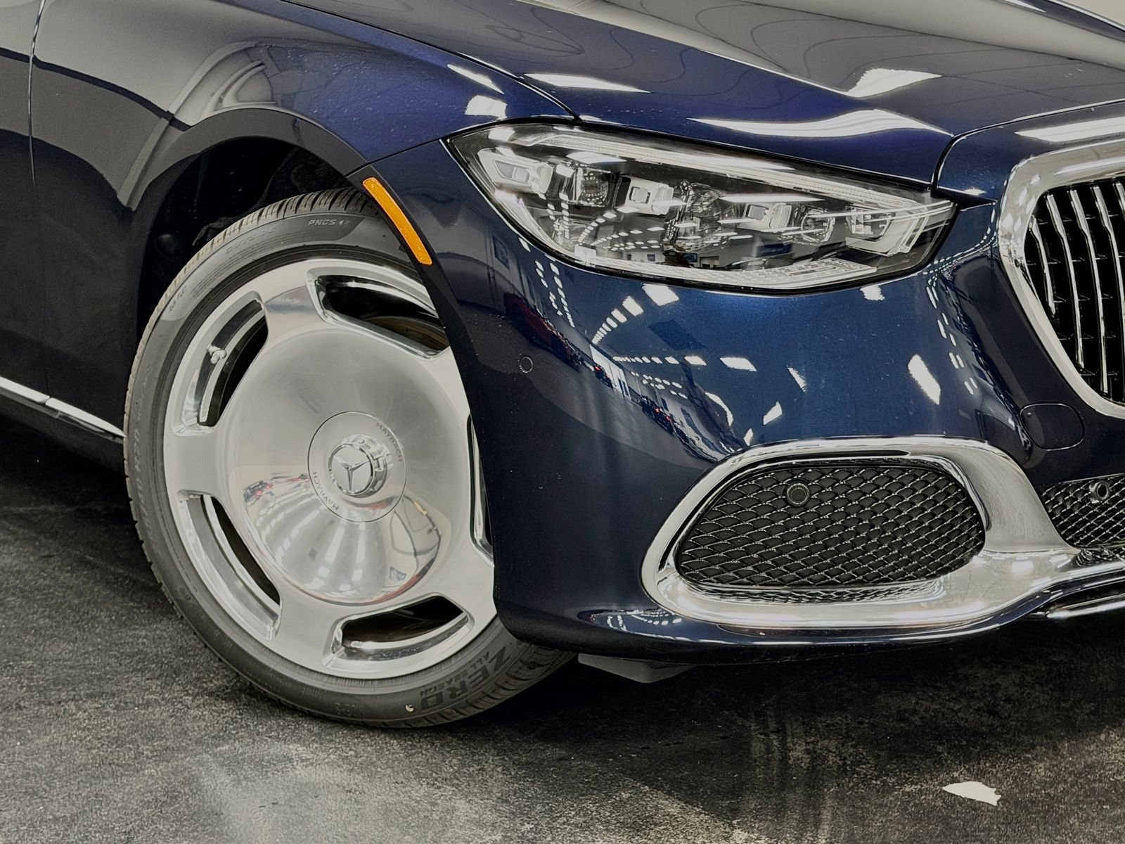 New 2026 Mercedes-Benz Maybach S 580 4MATIC image 4