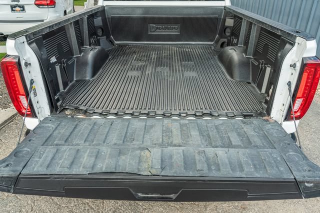 Used 2021 GMC Sierra 2500 AT4 w/ AT4 Premium Plus Package AWD/4WD image 10