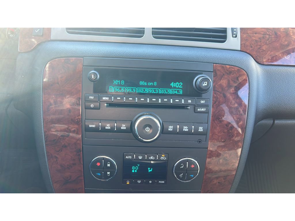 Used 2013 Chevrolet Avalanche LT w/ All-Star Edition image 18