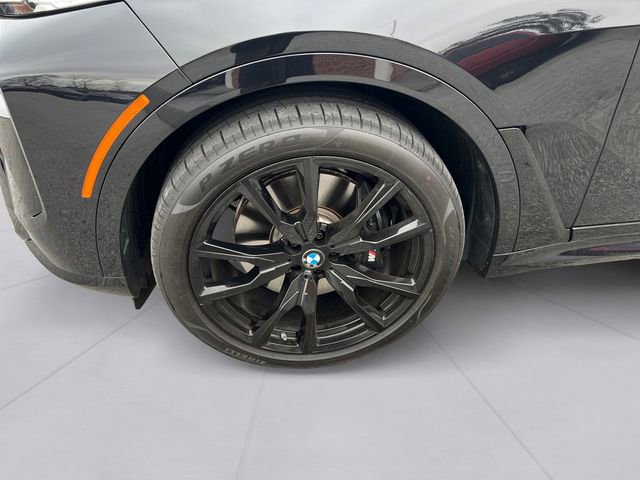 Used 2026 BMW X7 xDrive40i w/ M Sport Package image 9