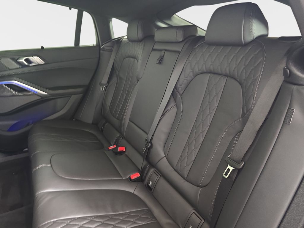 New 2026 BMW X6 M60i AWD/4WD image 14