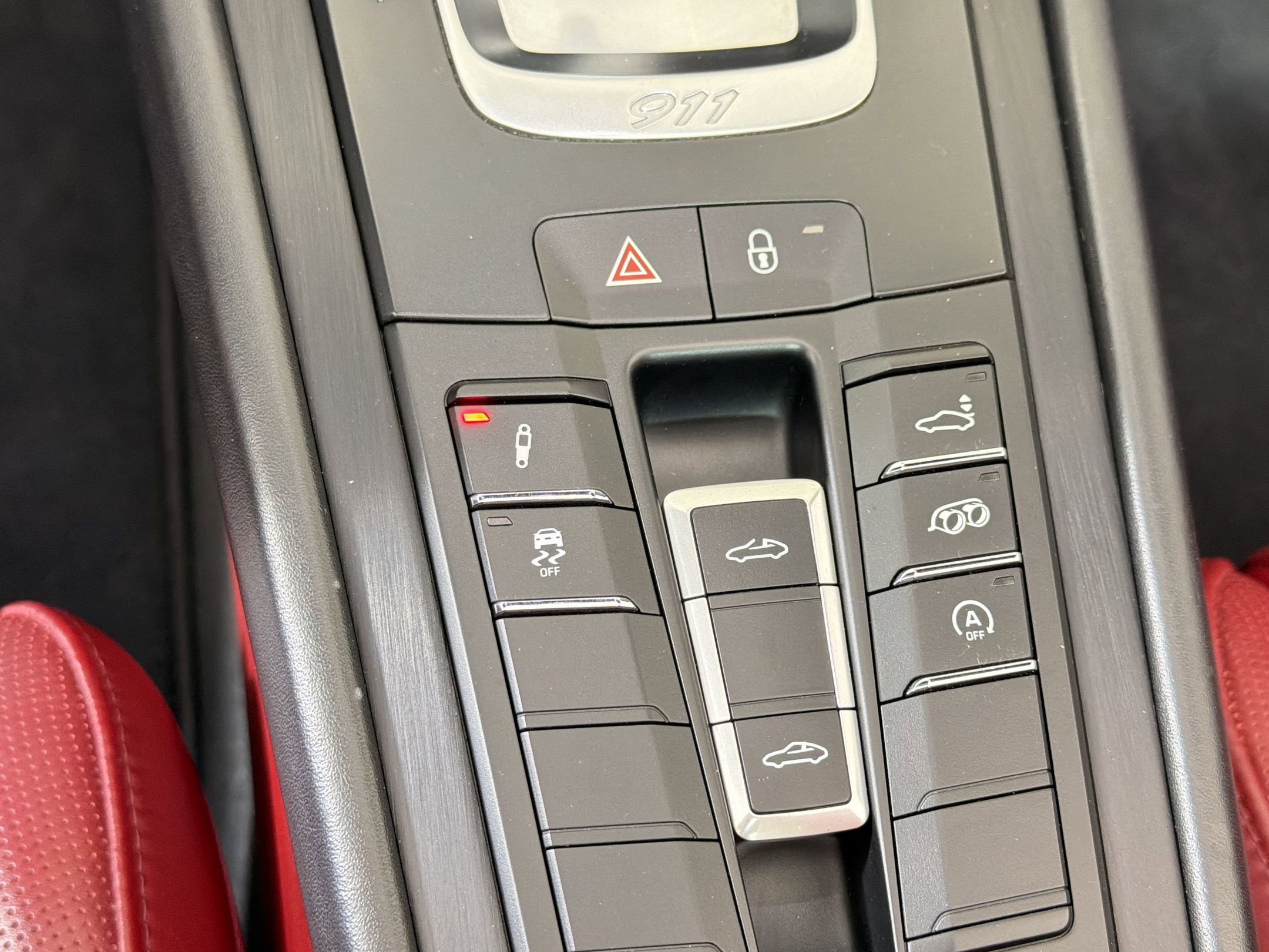 Certified 2019 Porsche 911 Targa 4 GTS AWD/4WD image 29