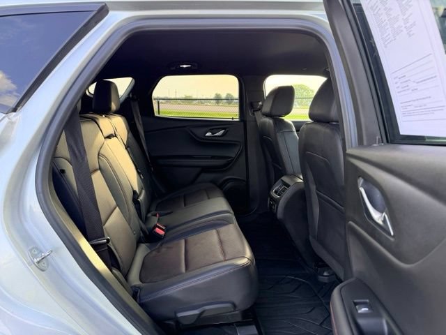 Certified 2022 Chevrolet Blazer RS w/ Driver Confidence II Package AWD/4WD image 9