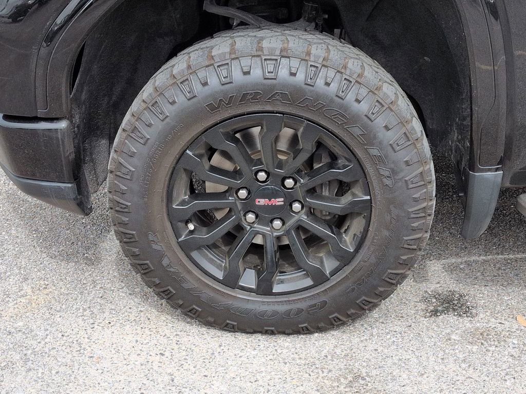 Used 2022 GMC Sierra 1500 AT4X AWD/4WD image 11