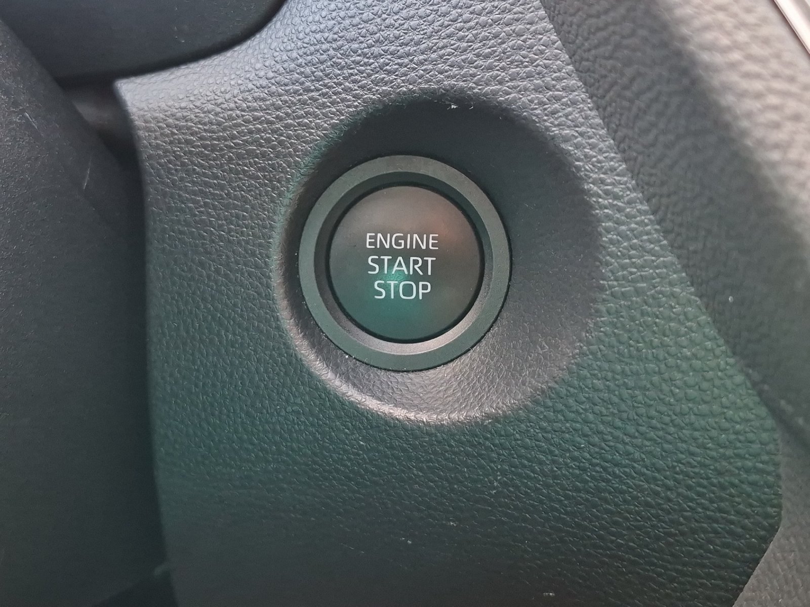 Certified 2026 Toyota Corolla Cross XLE FWD image 20