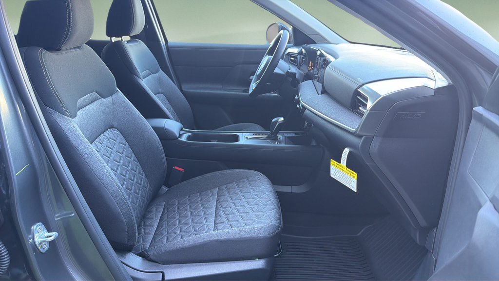 New 2026 Nissan Kicks SV w/ Cold Weather Package FWD image 11