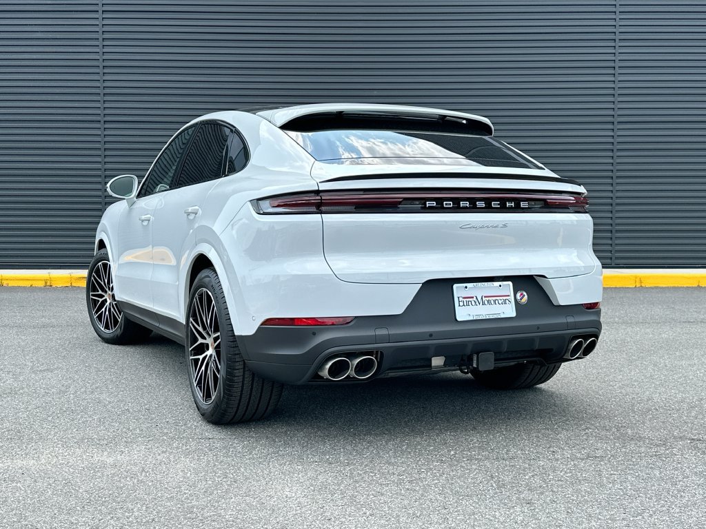 New 2026 Porsche Cayenne S AWD/4WD image 3