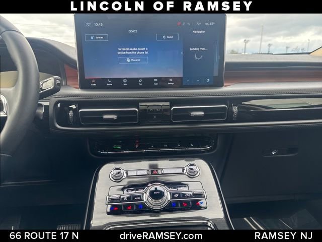 Used 2023 Lincoln Nautilus Reserve image 18