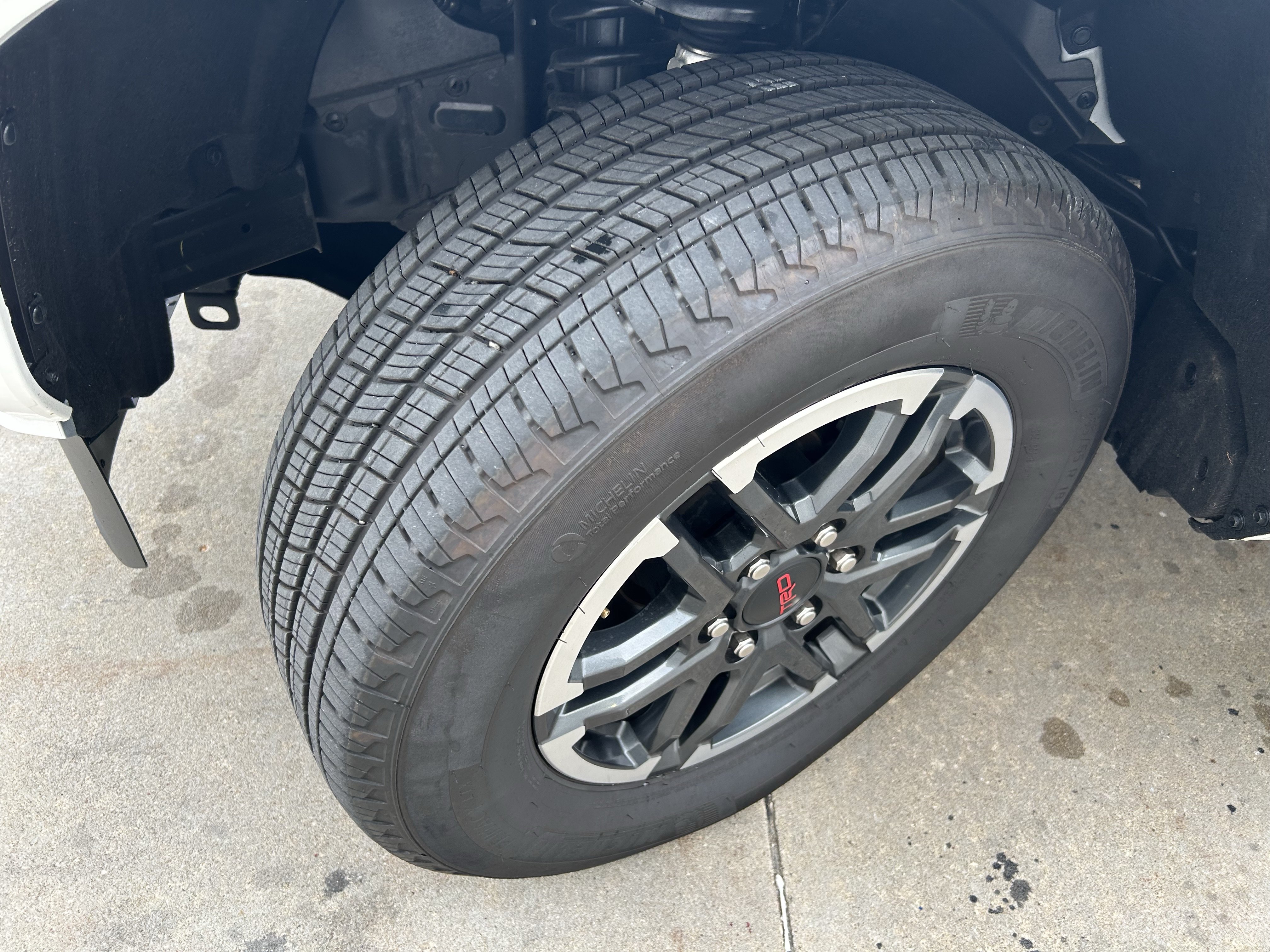 Certified 2025 Toyota Tacoma TRD Sport AWD/4WD image 13