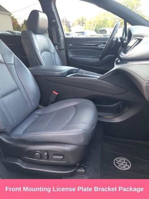 Used 2023 Buick Enclave Essence image 24
