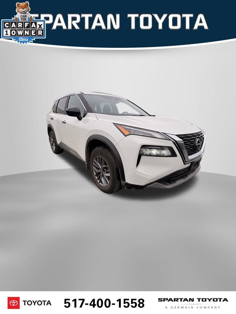 Used 2023 Nissan Rogue S image 10