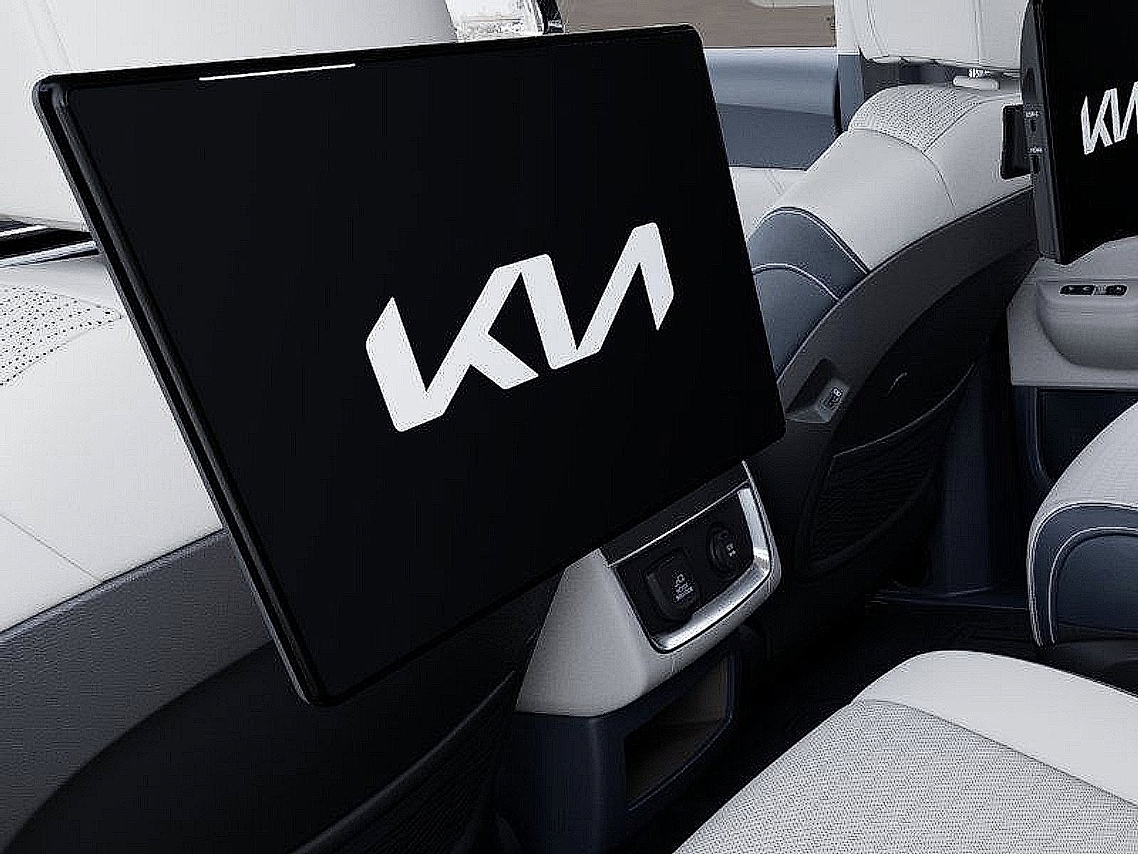 New 2025 Kia Carnival SX Prestige image 29