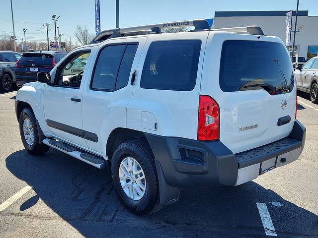 Used 2015 Nissan Xterra S image 4
