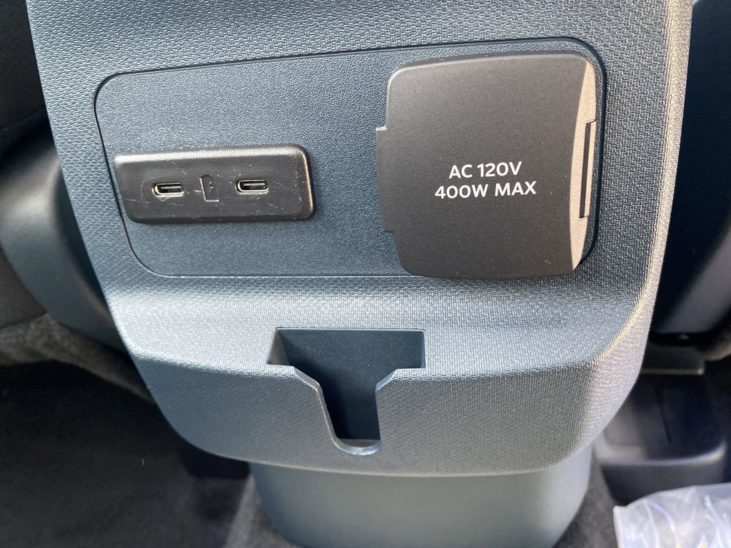 New 2025 Ford Maverick XLT w/ XLT Luxury Package AWD/4WD image 42