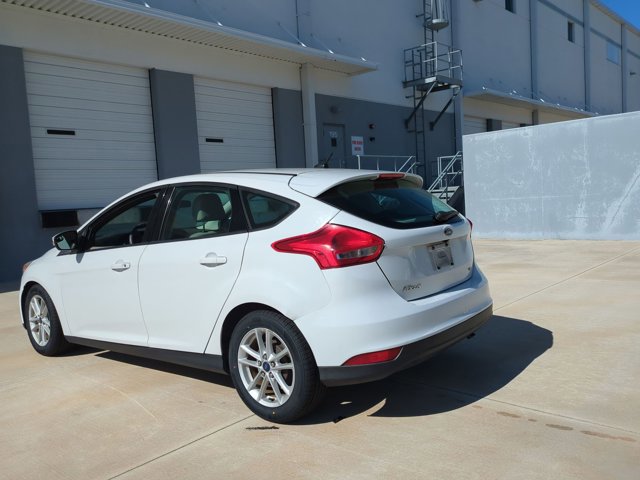 Used 2015 Ford Focus SE FWD image 7