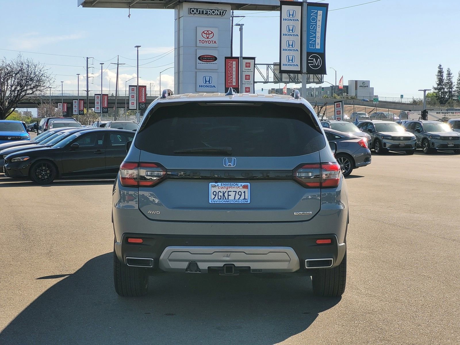 Used 2023 Honda Pilot Touring image 6