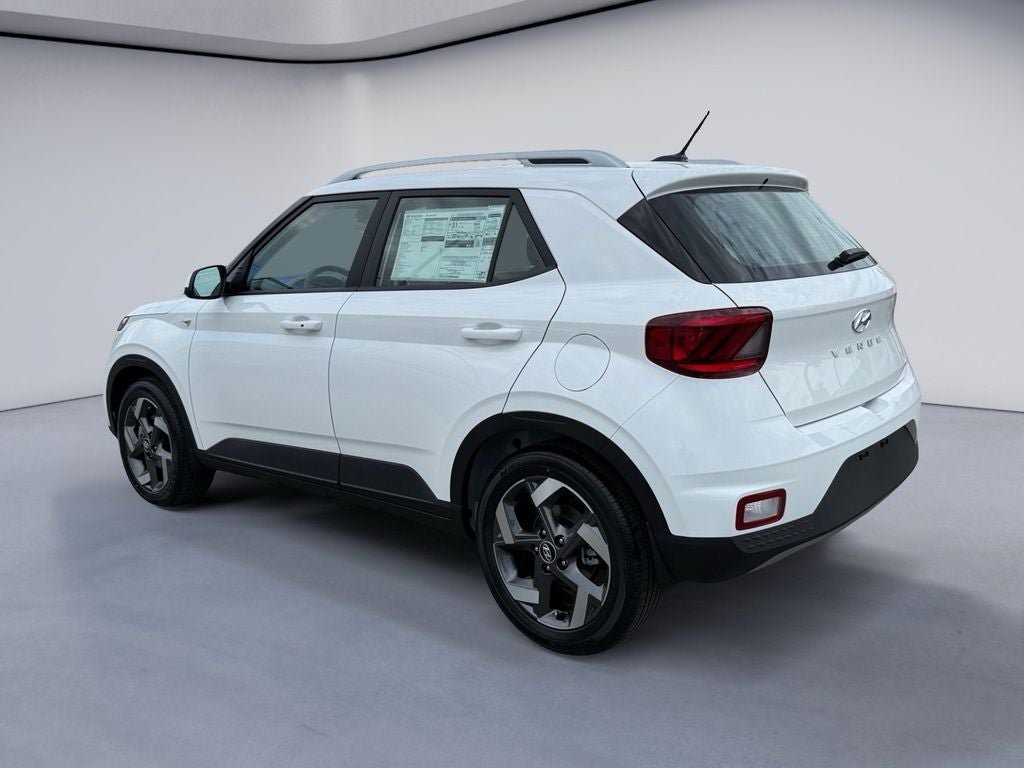 New 2026 Hyundai Venue SEL FWD image 3