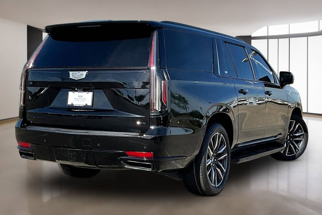 Used 2021 Cadillac Escalade ESV Sport Platinum w/ LPO, ONYX Package AWD/4WD image 2