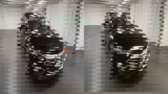 Certified 2024 Chevrolet Malibu LT image 3