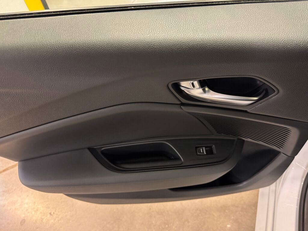 Certified 2022 Acura TLX w/ Technology Package image 37