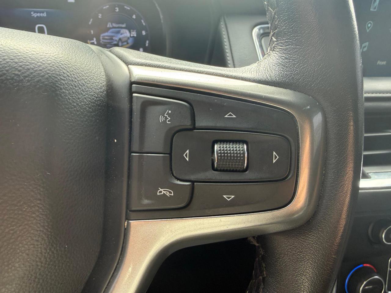 Used 2022 Chevrolet Tahoe LT w/ Luxury Package AWD/4WD image 36