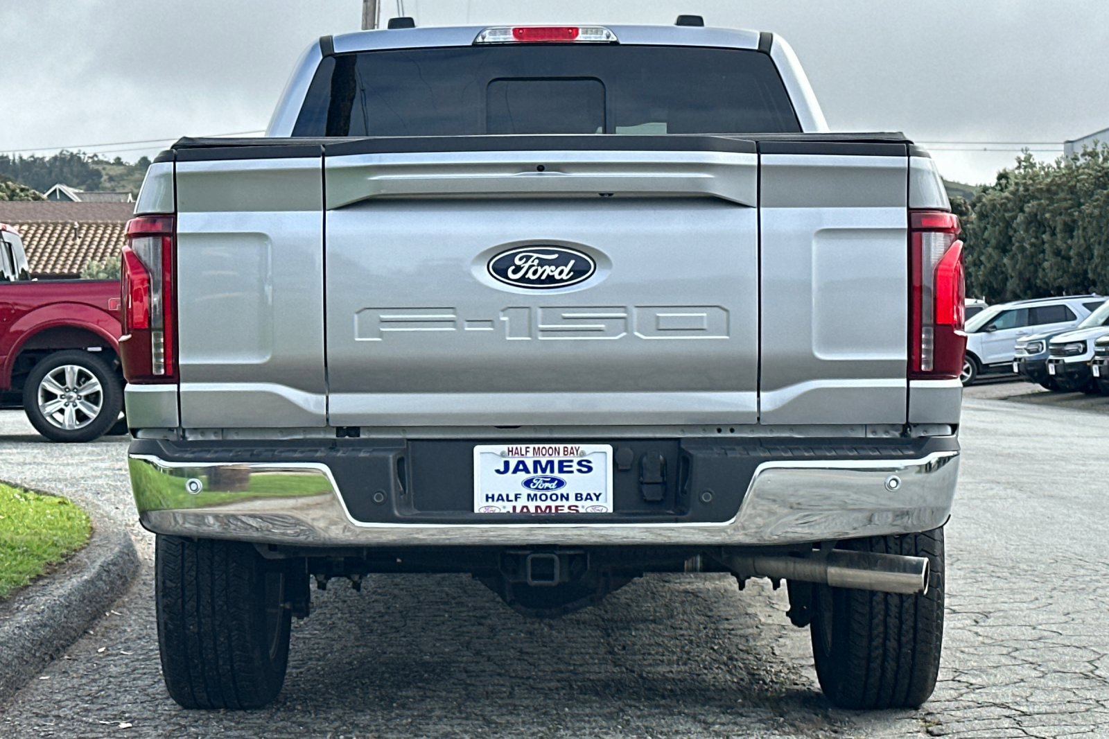 Used 2025 Ford F150 Lariat w/ Equipment Group 501A Mid image 4