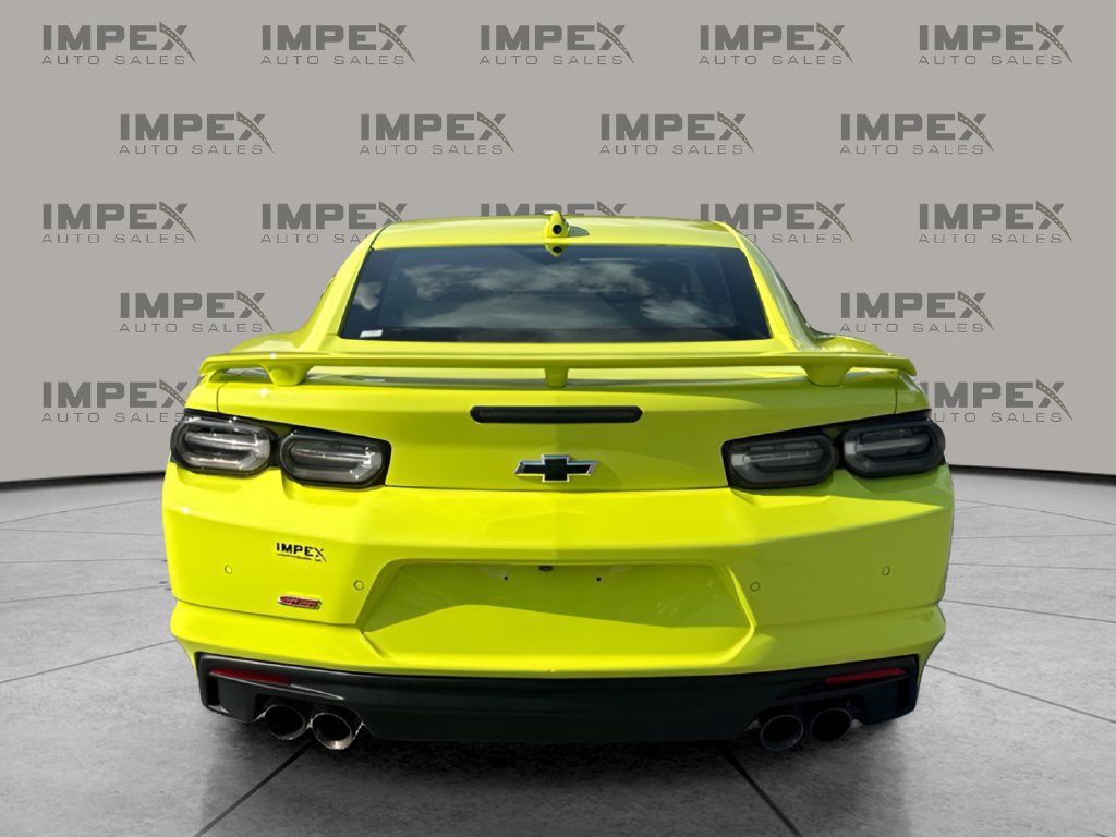 Used 2021 Chevrolet Camaro SS RWD image 4