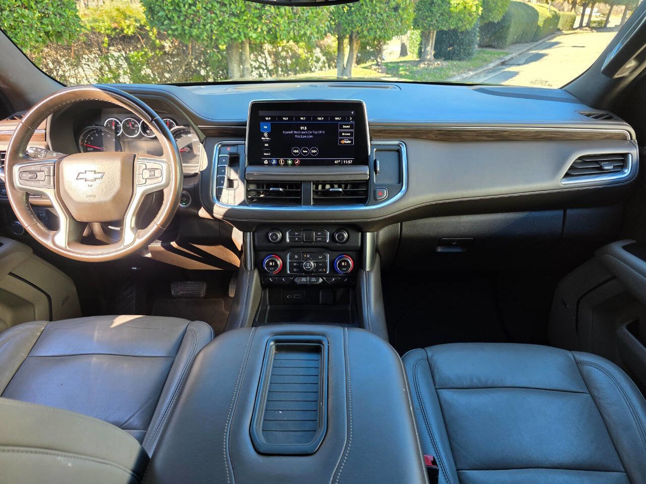 Used 2021 Chevrolet Suburban LT RWD image 14