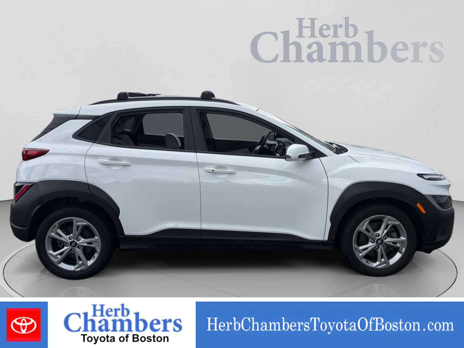 Used 2023 Hyundai Kona SEL AWD/4WD image 11
