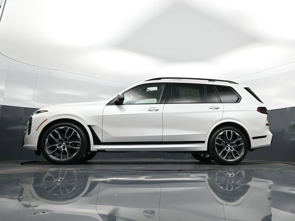 New 2026 BMW X7 M60i image 40
