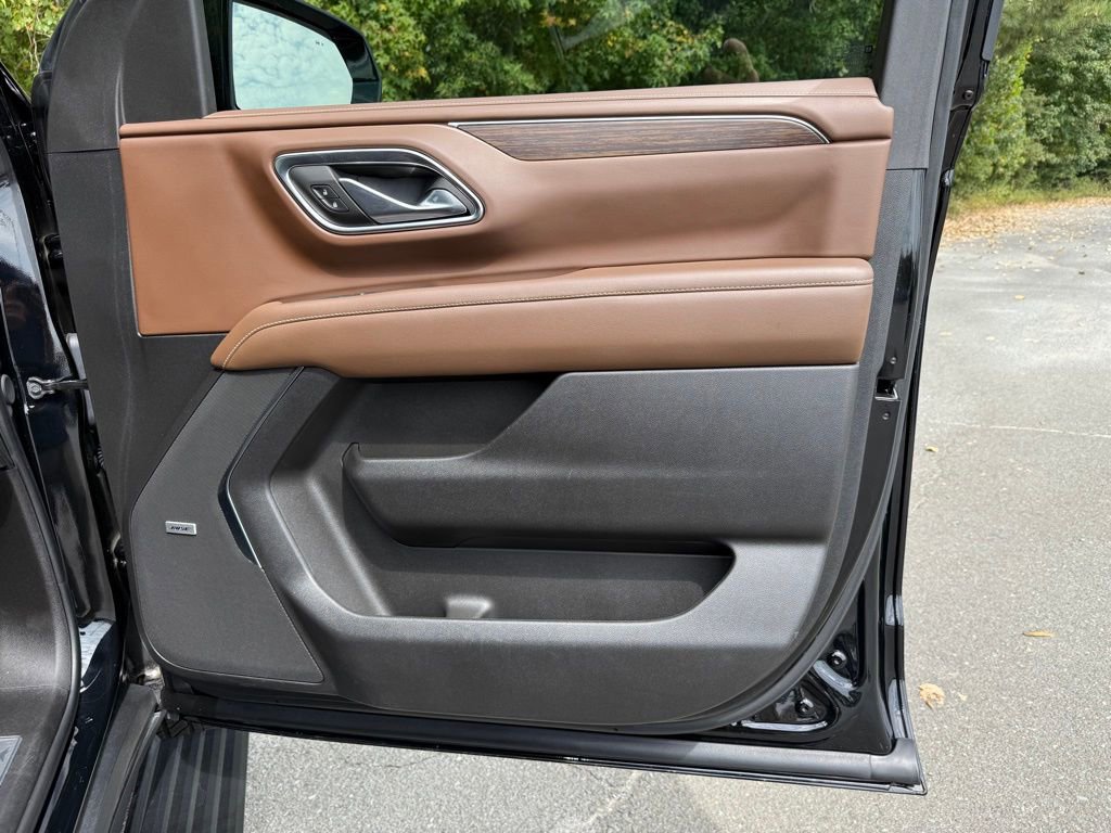 Certified 2024 Chevrolet Suburban High Country w/ Premium Package 2 AWD/4WD image 58