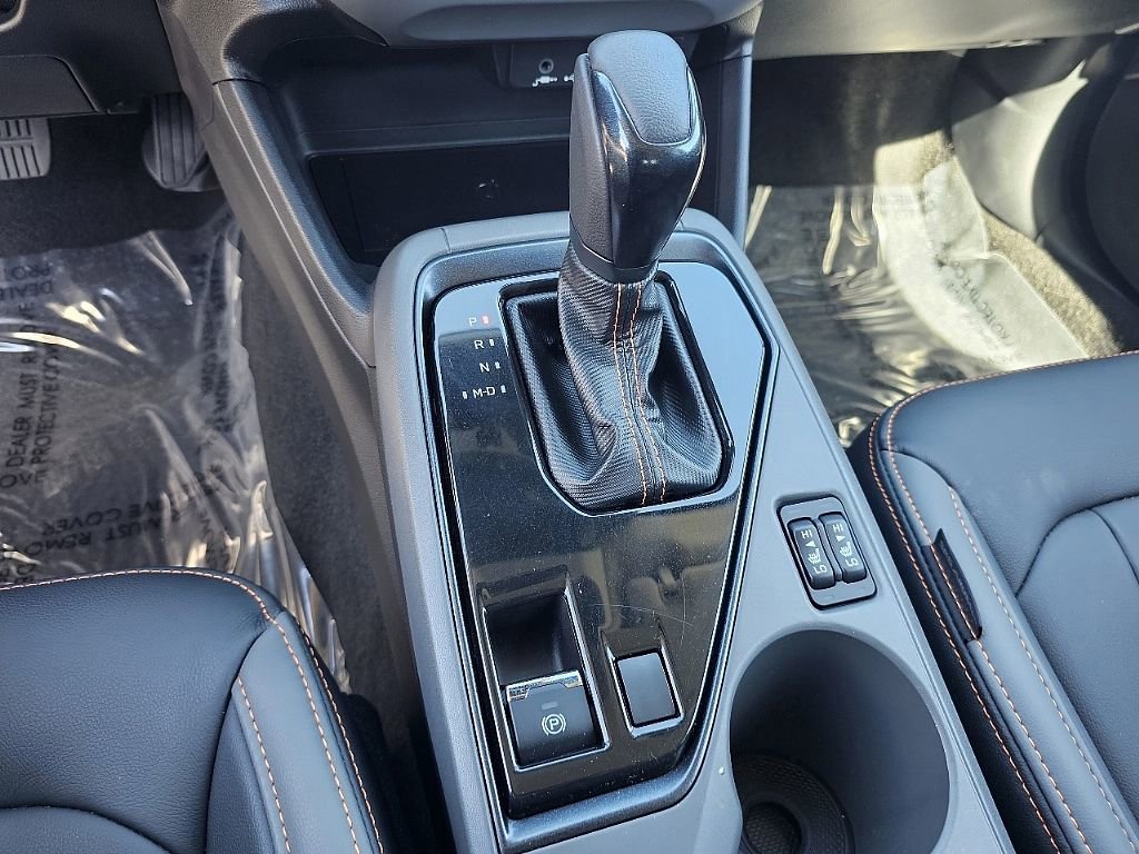 Certified 2025 Subaru Crosstrek 2.5i Limited w/ Crosstrek Mirror Package image 32