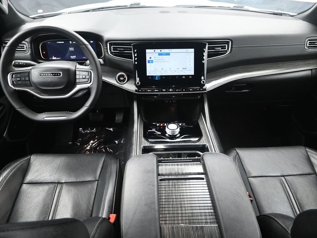 Used 2024 Jeep Wagoneer L Series II w/ Flexible Seating Group image 31