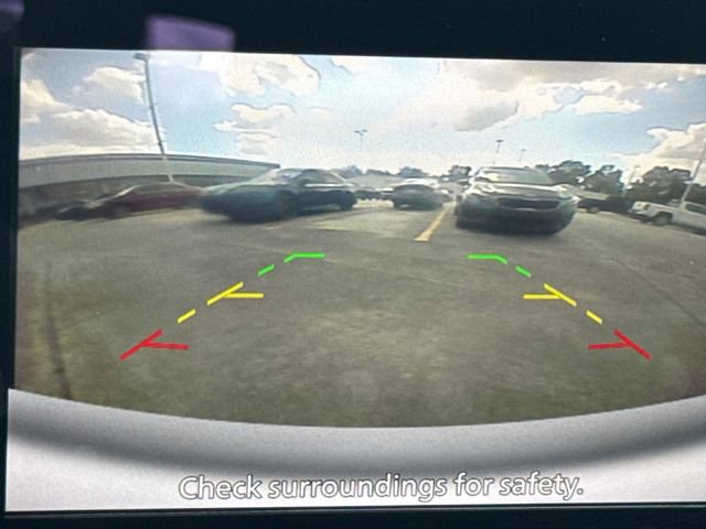 Used 2025 Nissan Pathfinder SV FWD image 31