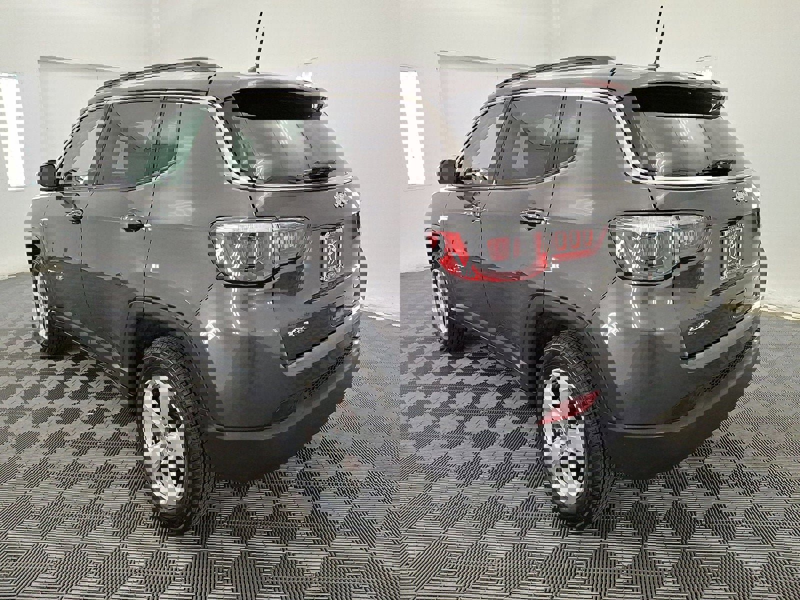 Used 2020 Jeep Compass Latitude w/ Cold Weather Group image 21