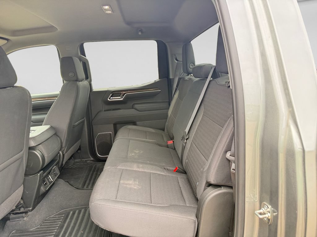 Used 2026 Chevrolet Silverado 1500 RST AWD/4WD image 35