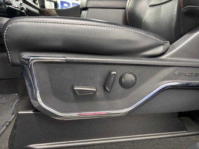 Used 2024 Ford F250 Lariat w/ Sport Appearance Package image 7